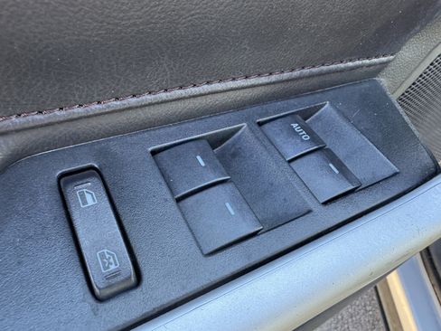 Used 2013 Ford Edge Limited image 11