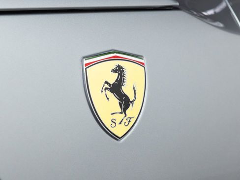 Used 2025 Ferrari Purosangue image 29