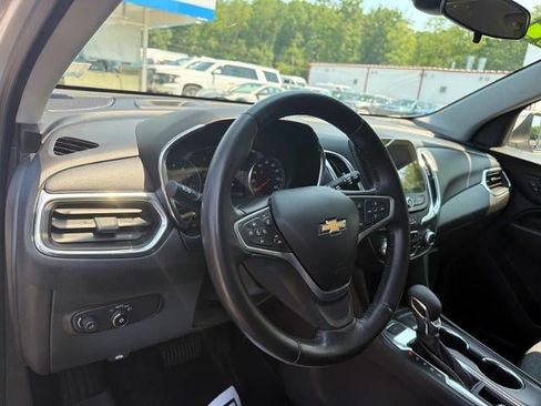 Certified 2022 Chevrolet Equinox LT AWD/4WD image 16