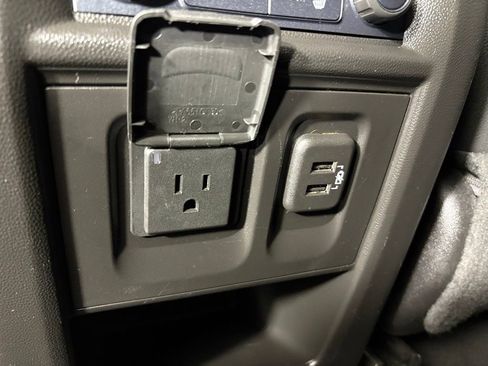 Used 2019 Chevrolet Traverse Premier w/ Redline Edition image 40