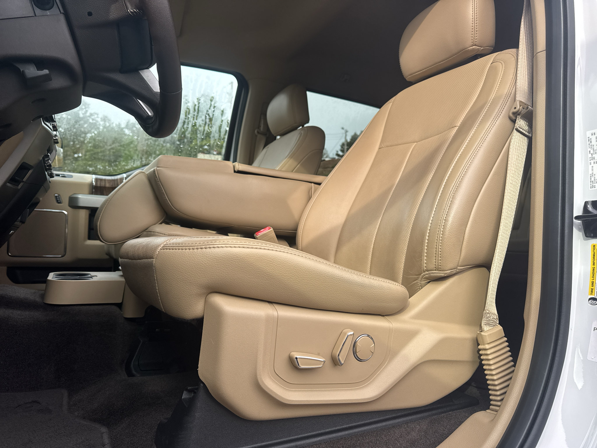 Used 2018 Ford F150 Lariat AWD/4WD image 15