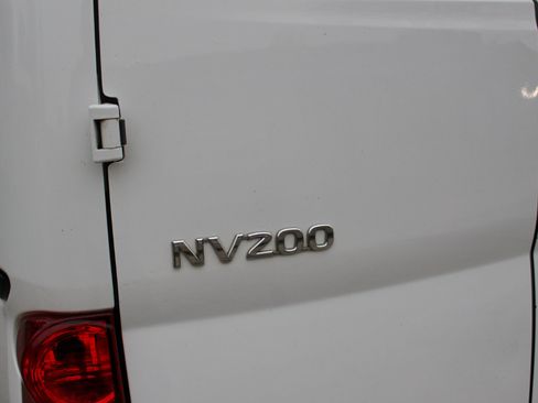 Used 2018 Nissan NV200 SV image 36