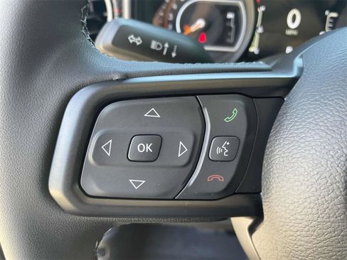 New 2025 Jeep Gladiator Rubicon w/ Convenience Group image 14