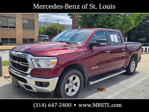 Used 2019 RAM 1500 4x4 Crew Cab image 4