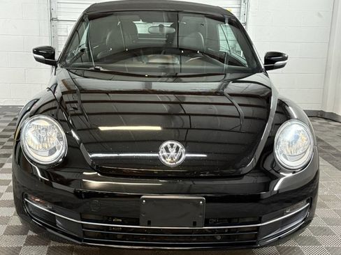 Used 2014 Volkswagen Beetle TDI image 5
