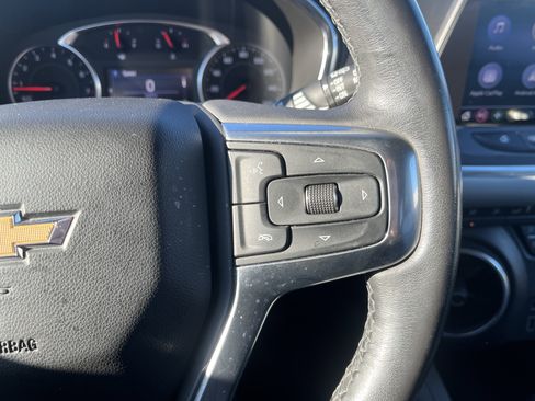 Used 2019 Chevrolet Blazer LT image 25