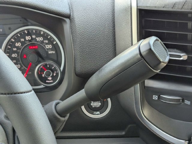 New 2026 RAM 3500 Big Horn AWD/4WD image 34