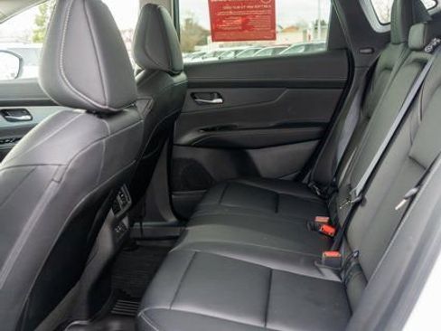 Certified 2025 Nissan Murano SL w/ Cargo Package image 12