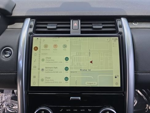 Certified 2023 Land Rover Discovery S R-Dynamic AWD/4WD image 24