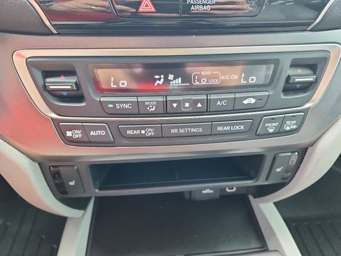 Used 2020 Honda Pilot EX-L image 18