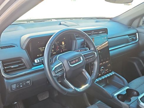 Used 2025 GMC Terrain Elevation image 10