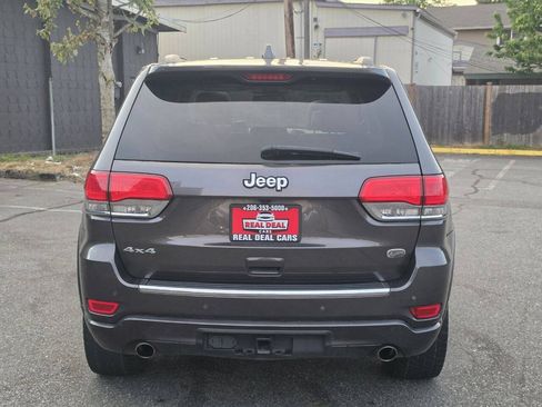 Used 2015 Jeep Grand Cherokee Overland w/ Advanced Technology Group AWD/4WD image 6