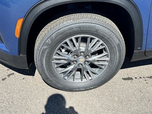 New 2026 Chevrolet Traverse LT FWD image 10