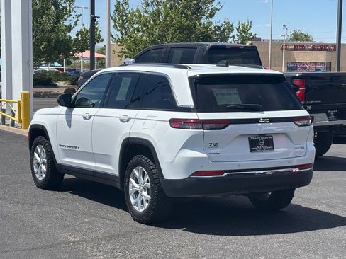 Used 2023 Jeep Grand Cherokee Limited w/ Trailer Tow Prep Group (B) AWD/4WD image 43