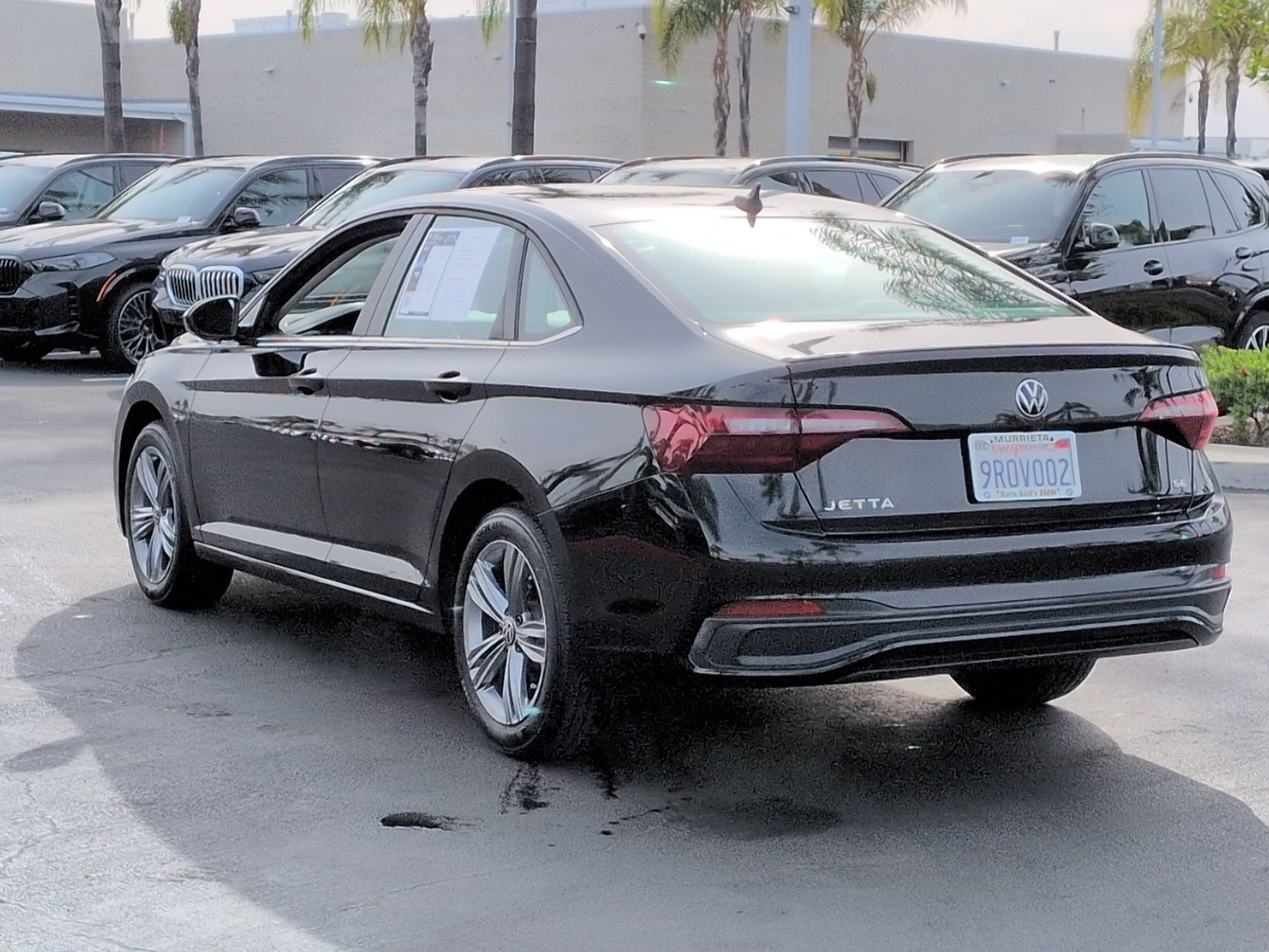 Used 2024 Volkswagen Jetta SE FWD image 7