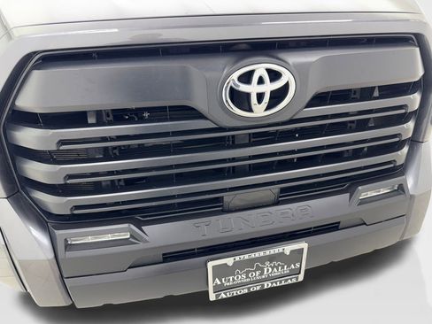 Used 2025 Toyota Tundra SR5 w/ SR5 Premium Package AWD/4WD image 26