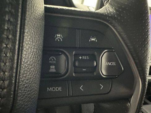 Used 2025 Toyota 4Runner SR5 image 20