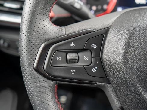 Used 2022 Chevrolet TrailBlazer RS w/ Technology Package AWD/4WD image 22