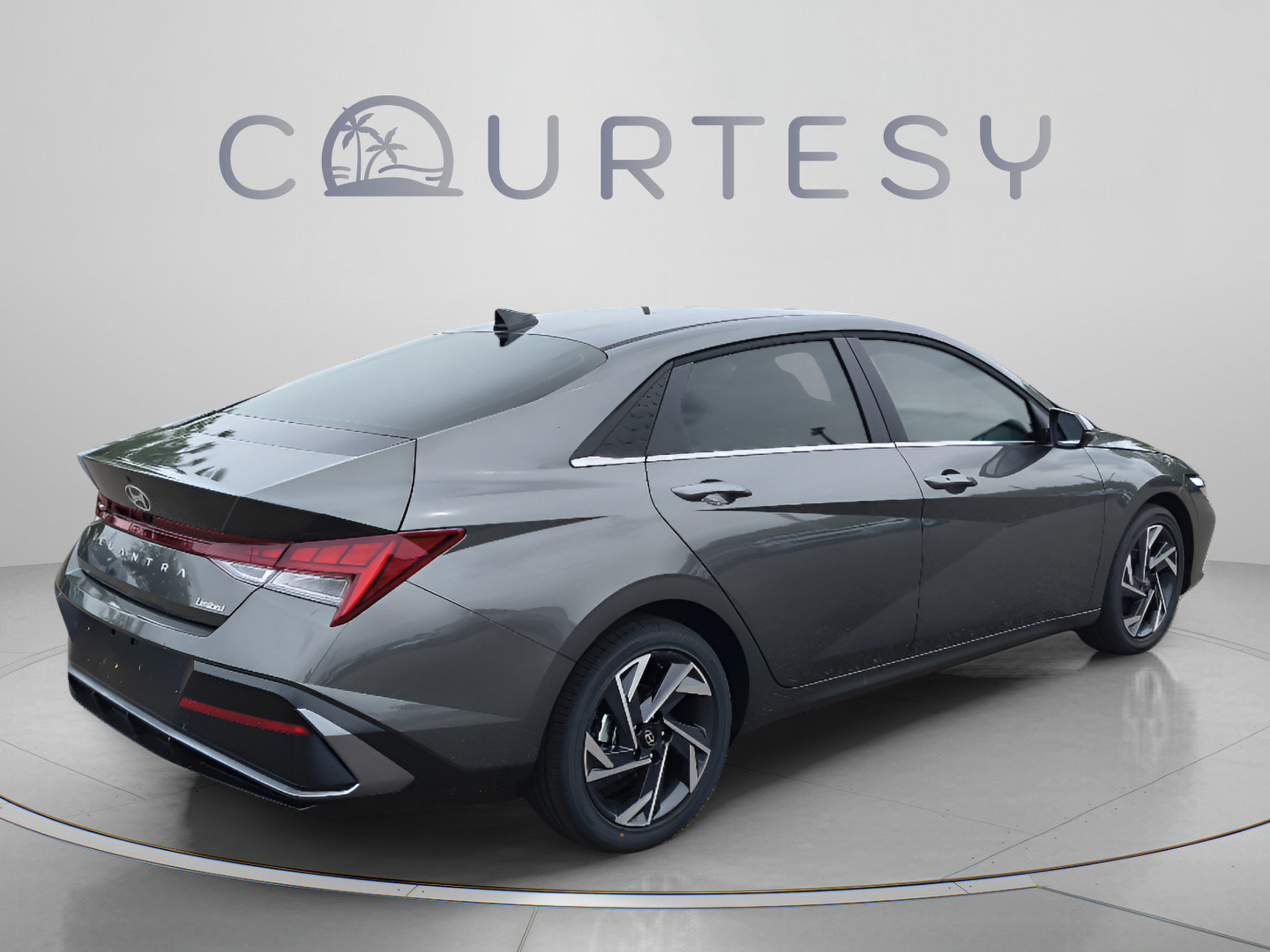 New 2026 Hyundai Elantra Limited FWD image 4