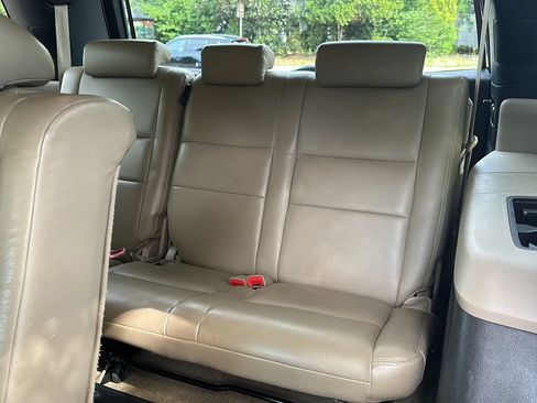 Used 2011 Toyota Sequoia SR5 AWD/4WD image 18