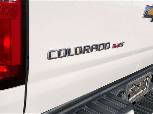 Used 2020 Chevrolet Colorado LT w/ LT Convenience Package image 9