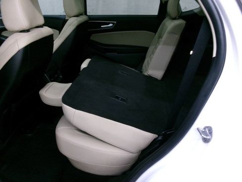 Used 2020 Ford Edge SEL w/ Convenience Package AWD/4WD image 25