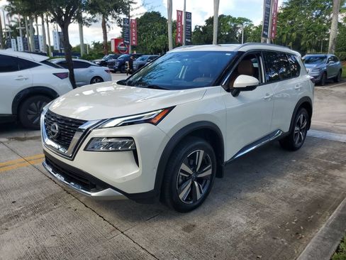 Certified 2023 Nissan Rogue Platinum w/ Platinum Premium Package AWD/4WD image 3
