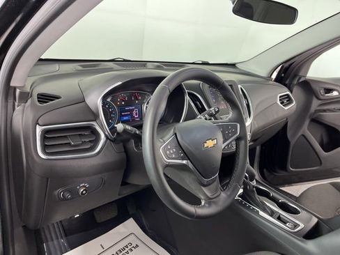 Used 2023 Chevrolet Equinox LT image 19