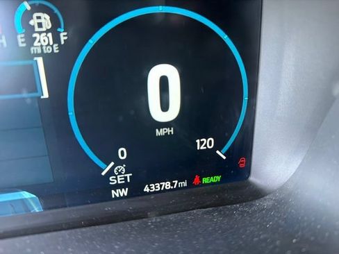 Used 2021 Ford F150 Lariat AWD/4WD image 11