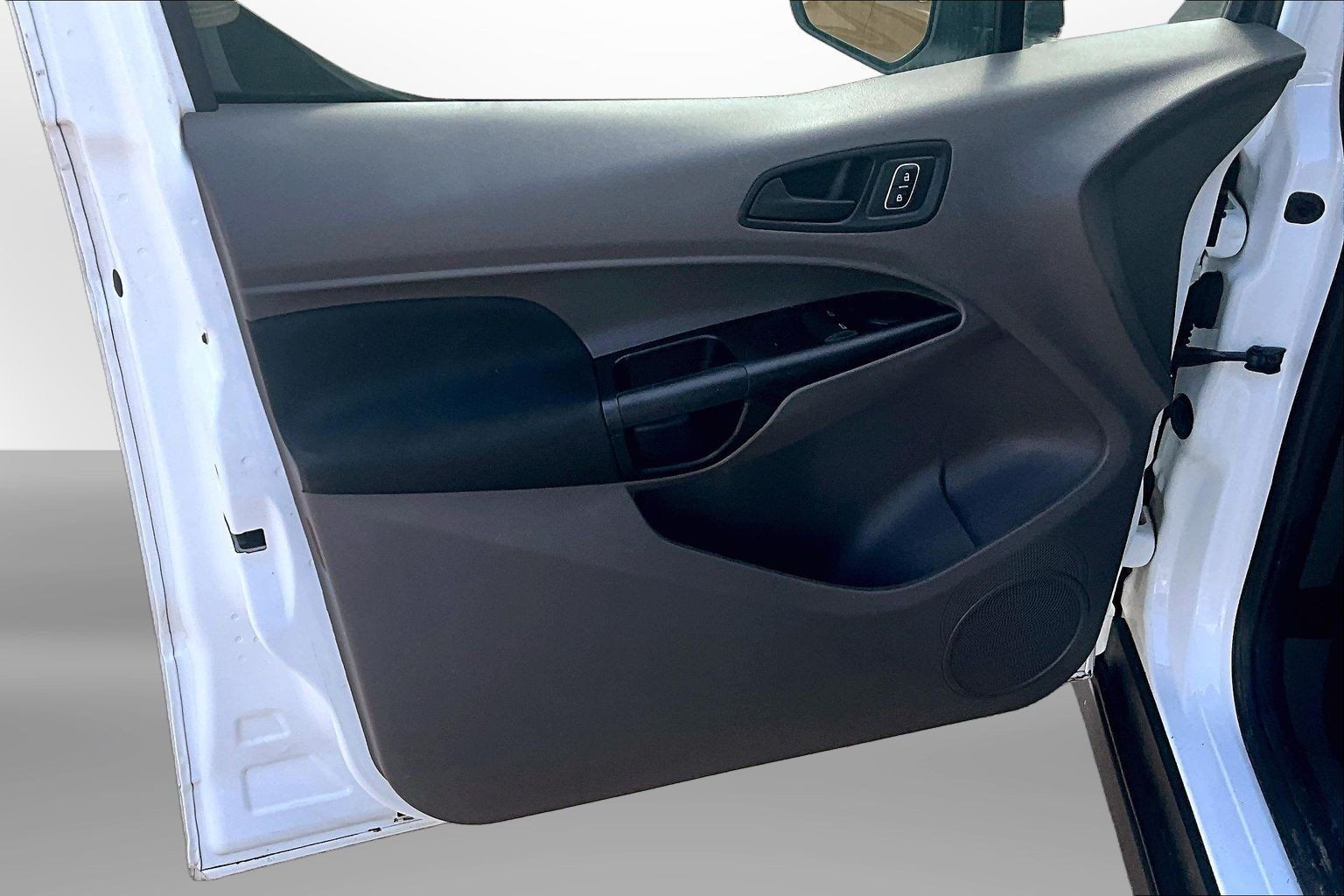 Used 2022 Ford Transit Connect XL FWD image 25