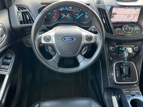 Used 2014 Ford Escape Titanium w/ Equipment Group 401A FWD image 16
