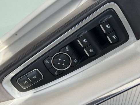 Used 2018 Lincoln Continental Black Label FWD image 25