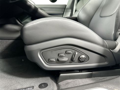 Certified 2025 Porsche Taycan image 16