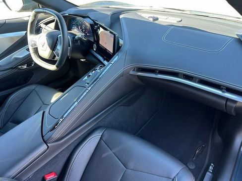 Used 2021 Chevrolet Corvette Stingray Preferred Cpe w/ 2LT RWD image 22