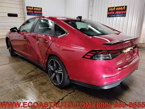 Used 2023 Honda Accord Sport image 3