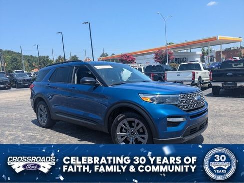 Certified 2022 Ford Explorer XLT w/ Equipment Group 202A RWD image 1