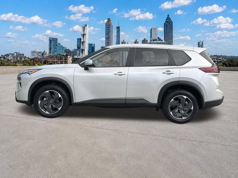 Certified 2025 Nissan Rogue SV AWD/4WD image 21