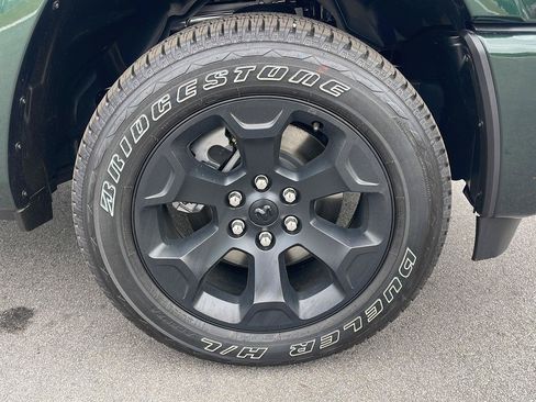 New 2026 RAM 1500 Big Horn w/ Night Edition AWD/4WD image 9