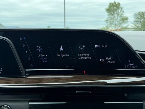 Used 2023 Cadillac Escalade Sport Platinum AWD/4WD image 22