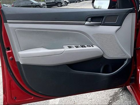 Used 2018 Hyundai Elantra SEL w/ Cargo Package FWD image 20
