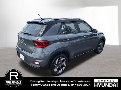 New 2026 Hyundai Venue SEL FWD image 10