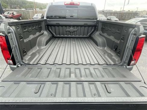 Certified 2025 Chevrolet Colorado ZR2 w/ Technology Package image 12