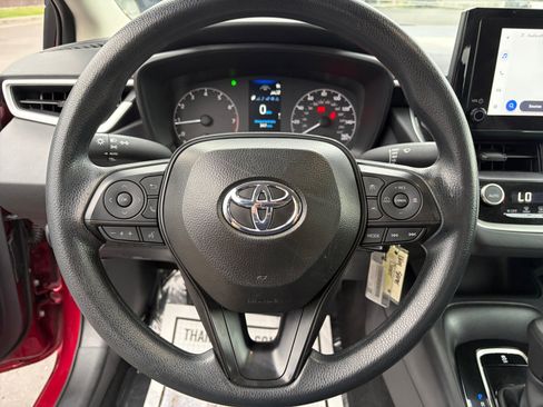 Certified 2025 Toyota Corolla LE FWD image 12