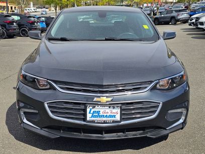 Used 2017 Chevrolet Malibu LT