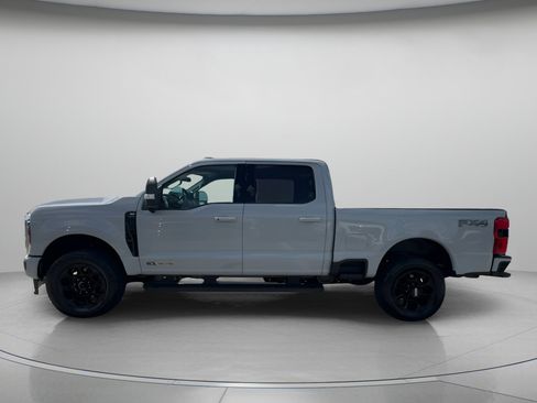 New 2026 Ford F250 XLT w/ XLT Premium Package AWD/4WD image 13
