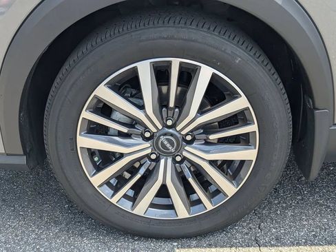 Certified 2024 Nissan Kicks SV FWD image 11