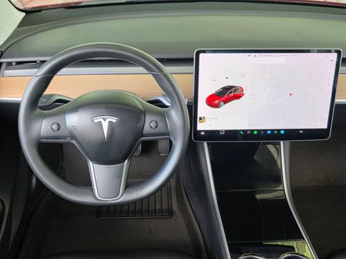 Used 2018 Tesla Model 3 Long Range image 14