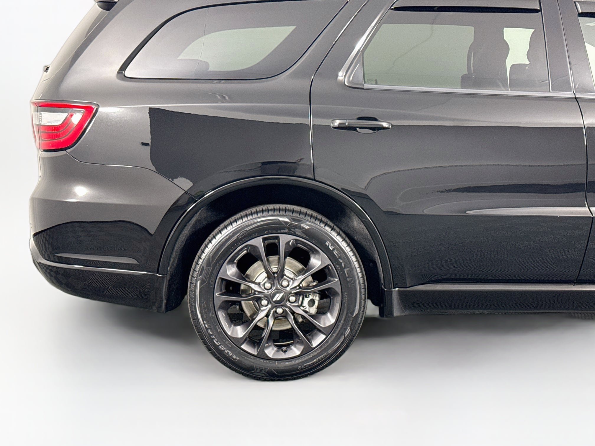 Used 2025 Dodge Durango R/T AWD/4WD image 45