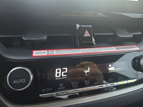 Used 2026 Toyota Corolla LE image 17