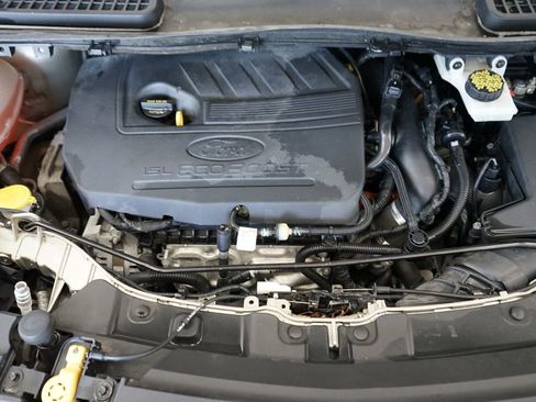 Used 2017 Ford Escape SE FWD image 44